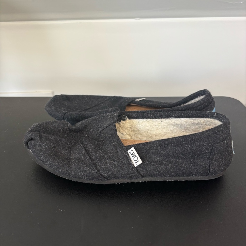 TOMS Gray Slip On Shoes, size 7.5